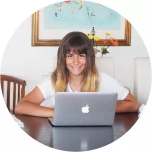 Lola Lanata photograph