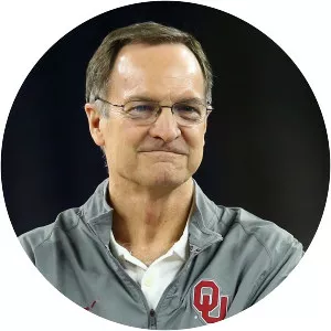 Lon Kruger - American professional basketball coach