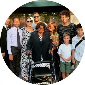 London Blue Salas photograph