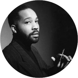 Lonely Band - Musical artist