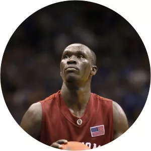 Longar Longar - Basketball player