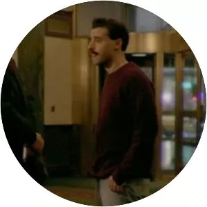 Looking for Kitty - 2004 ‧ Comedy-drama/Indie film ‧ 1h 35m