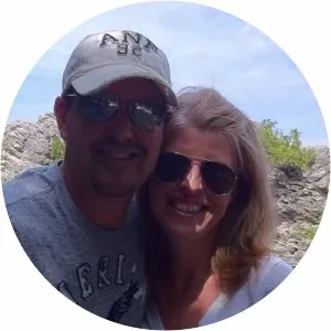 lora batterson - Mark Batterson's wife