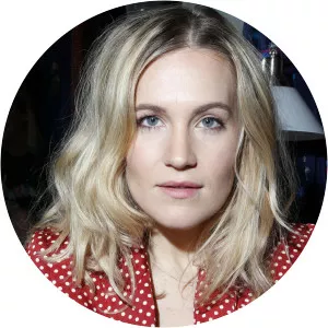 Lora Lee Gayer - American actress