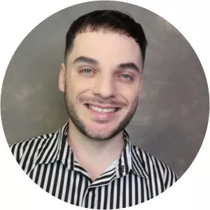 Lorelay Fox - YouTuber