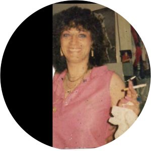 Loretta Caravello photograph