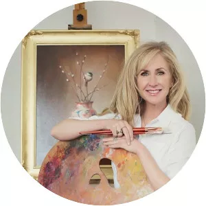 Lori McNee