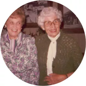 Lorraine Sinkler - Author