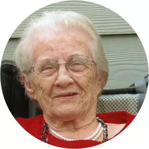 Lorraine Snyder - Ruth Snyder's daughter