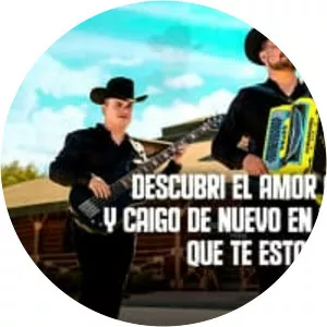 Los Alameños De La Sierra