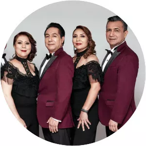 Los Ángeles Azules - Musical group