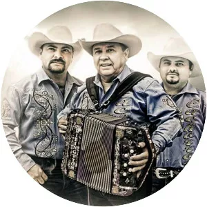 Los Cachorros De Juan Villareal