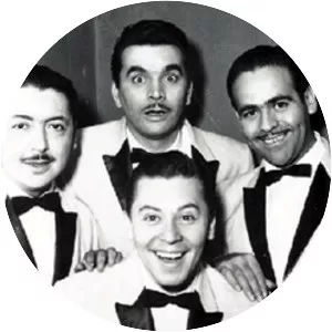 Los Flamingos - Musical group