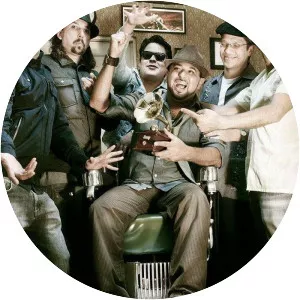 Los Garbanzos - Musical group