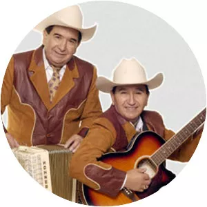 Los Hermanos Bustos - Musical group