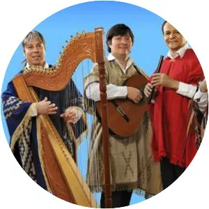 Los Koyas - Musical group