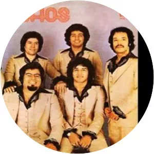 Los Solitarios - Musical group