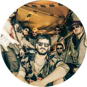 Los Vecinos del Callejón