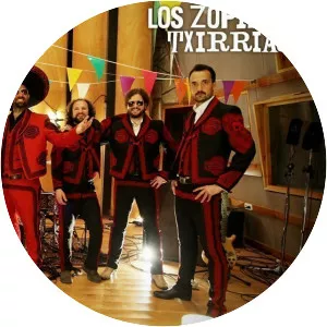 Los Zopilotes Txirriaos