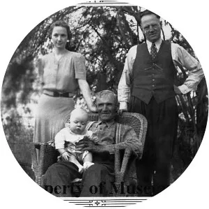 Lota Hatfield Knight photograph