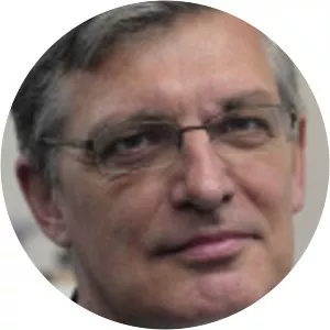 Lothar Mueller - Journalist