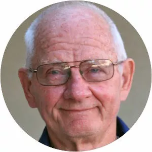 Lothar Osiander - German-American football player