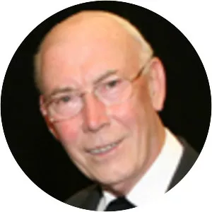 Lothar Roos - German author