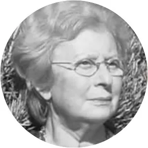 Lotte Hellinga - Author