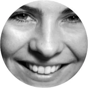 Lotte Stoops - Actress