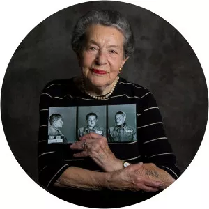 Lotte Weiss - Author