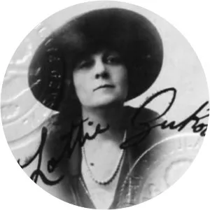 Lottie Kaufman photograph