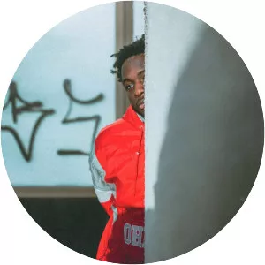 Lou Val - Musical artist