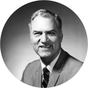 Lou Watson - American basketball player