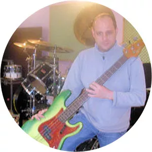 Louie Nicastro - Musician