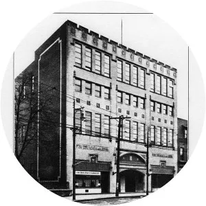 Louis Arnett Stuart Bellinger - Architect