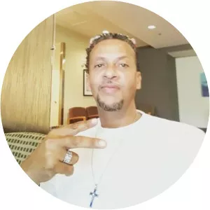 Louis Burrell - Composer ‧ MC Hammer's brother