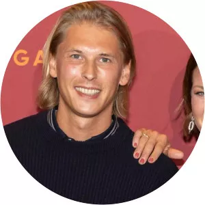 Louis-Freytag Beckmann - Jessica Schwarz's husband