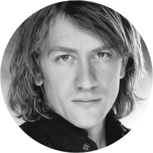 louise dowd gresby race nash - Musical artist