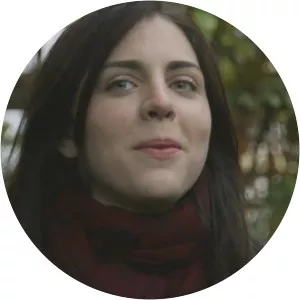 Louise Lhermitte - Thierry Lhermitte's daughter