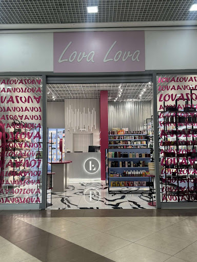 Lova Lova
