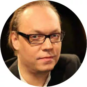 Love Derwinger - Musical artist