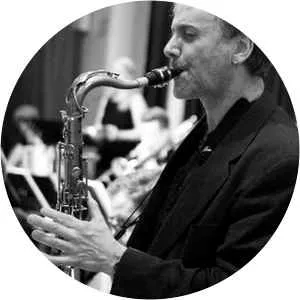 Love Nilsson - Musical artist