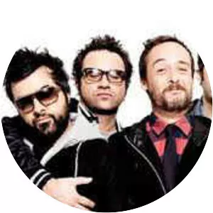 Love of Lesbian - Pop band