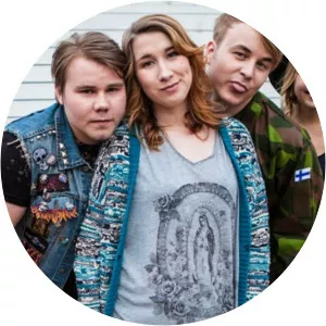 Lovemilla - 2013 ‧ Drama ‧ 2 seasons