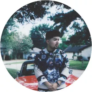 LOVEONFRIDAY - Musical artist