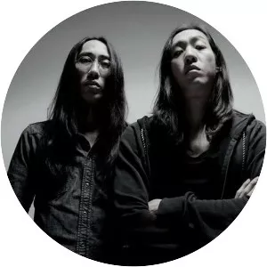 Lowdown 30 - Musical group