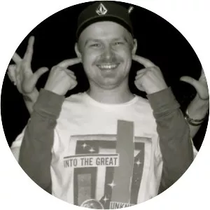 LUCAS HULAN - Musical artist