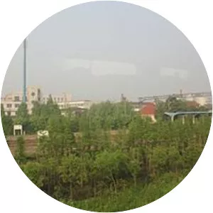 Lücheng railway station - 