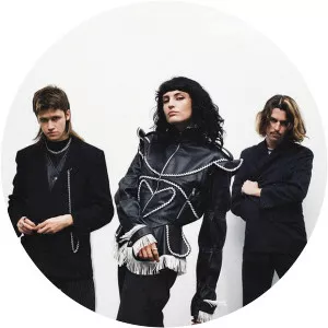 Lucia and The Best Boys - Rock band