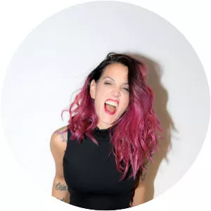 Luciana Segovia - Musical artist